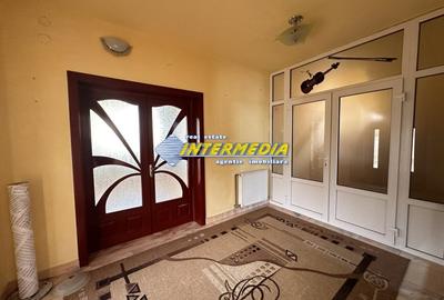 Casă individuală cu 10 camere cu Teren 300 Mp în Cetate - 3