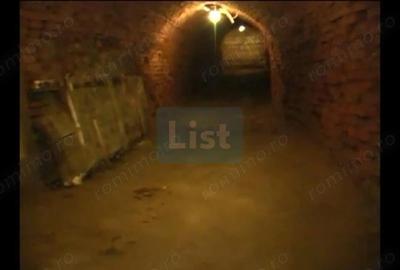 Casă cu 3 camere cu Teren 410 Mp în Roman - 1