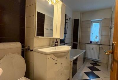 Apartament cu 3 camere în Unirii - 6