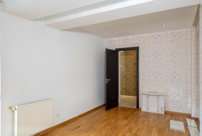 Apartament cu 4 camere în Băneasa - 8