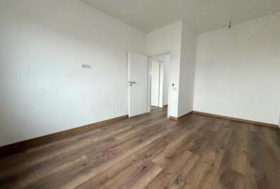 Casă cu 4 camere cu Teren 310 Mp în Moșnița Nouă - 1