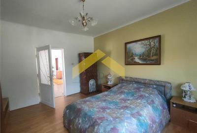 Casa de vanzare centrul orasului Curtici - 8