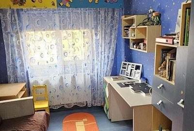 Apartament cu 4 camere decomandat în Central - 9