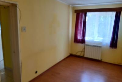 Apartament cu 3 camere semidecomandat în Rădăuți - 1