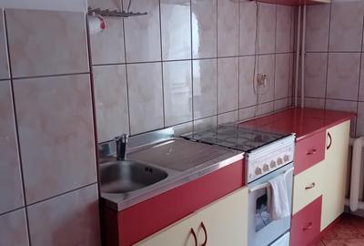 Apartament cu 3 camere decomandat în Central - 6