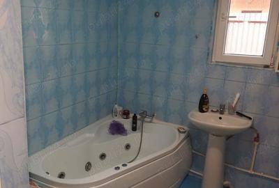 Casă cu 3 camere în Năvodari - 2