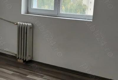 Decomandat, 2 camere, Bd.DACIA, stradal, deasupra la notariat. - 3