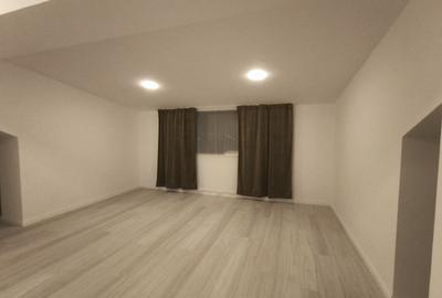 Casă individuală cu 5 camere cu Canalizare în Odăi - 16