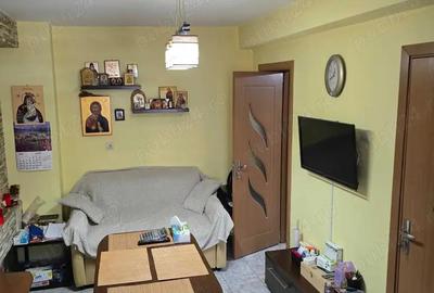 Garsoniera Trivale etaj1 din4 45 mp moderna 2 balcoane bloc 2005 65000euro - 3