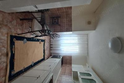 Apartament cu 3 camere decomandat în Turda - 2