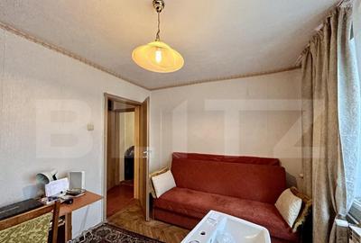 Apartament cu 3 camere, 56 mp, zona Cina - 3