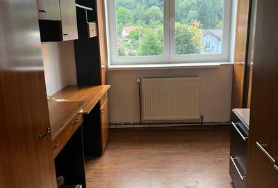 Apartament cu 2 camere decomandat în Central - 2