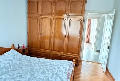 Apartament cu 4 camere decomandat în Săsar - 12