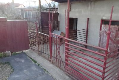 Casă cu 5 camere cu Teren 726 Mp în Ceangăi - 12