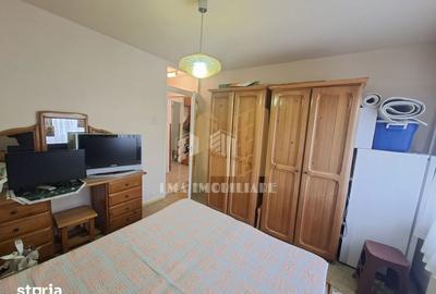 Apartament cu 3 camere decomandat, mobilat în Tractorul - 10