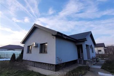 Casă individuală cu 3 camere cu Teren 521 Mp în Poiana - 2