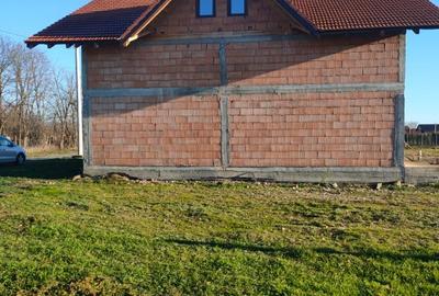 Casă individuală cu 4 camere cu Teren 930 Mp în Lugojel - 2