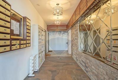 Apartament cu 2 camere decomandat, mobilat în Tractorul - 22