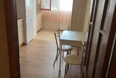 Garsonieră în Tractorul