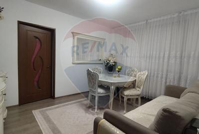 Apartament cu 2 camere, renovat 2024/ et 3. - Simleu Silvaniei - 3