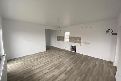 Apartament cu 2 camere decomandat în Păcurari - 2