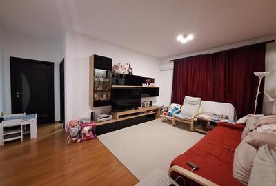 Apartament cu 3 camere semidecomandat, mobilat în Florești - 2