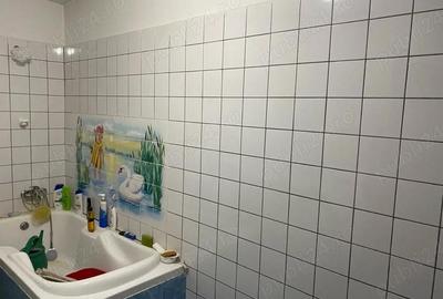 Casă cu 5 camere cu Teren 1348 Mp în Central - 3