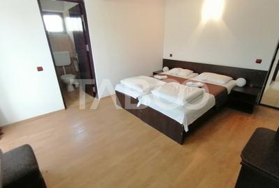 Pensiune 13 camere 16 bai sauna piscina si teren 1565 mp Cisnadioara - 13