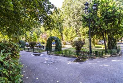 Vatra Luminoasa, bloc caramida reabilitat, parter inalt, renovat, parc - 2