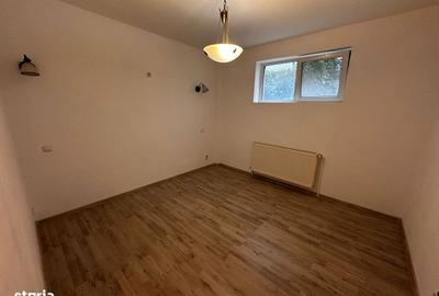 Apartament cu 3 camere decomandat în Dudu