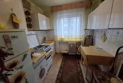 Apartament cu 2 camere decomandat în Central - 3