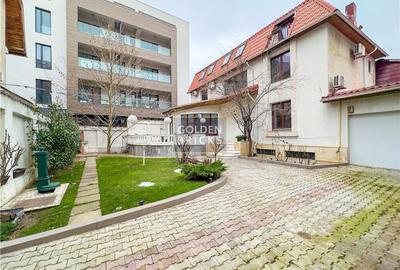 Casă individuală cu 8 camere cu Canalizare în Aviației - 2