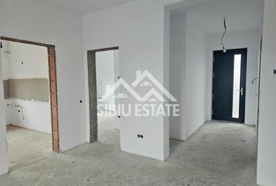 Casă individuală cu 4 camere cu Canalizare în Cristian - 23