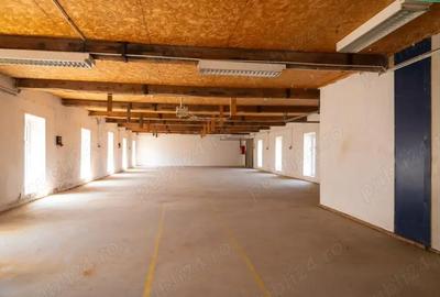 Spațiu comercial, de 2,000 mp, în Central - 7