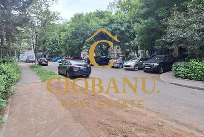Apartament cu 3 camere decomandat în Rovine - 14