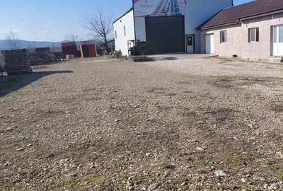 Spațiu comercial, de 200 mp, în Central - 3