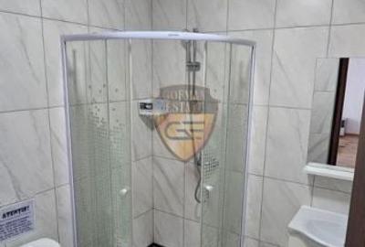 Casă cu 5 camere cu Teren 200 Mp în Central - 1