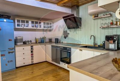 Casă / Vilă cu 6 camere de vânzare în zona Periferie - 17