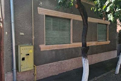 Casa cu gradina in Gradi?te - 3