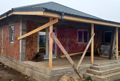 Casă individuală cu 4 camere cu Canalizare în Săbăreni - 4