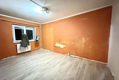 Garsoniera de renovat, 20 mp utili, etajul 4/5 - zona Telegrafului - 2