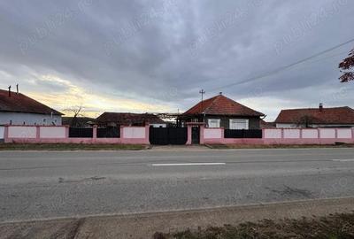 Casă cu 2 camere cu Teren 1700 Mp în Husasău de Tinca - 2