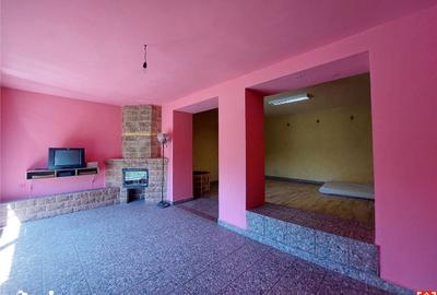 Casă cu 5 camere decomandat cu Teren 2155 Mp în Periam - 19