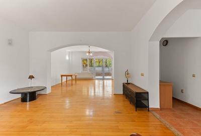 DE INCHIRIAT  Vila cu 14 camere PIPERA/VOLUNTARI/ROND OMV - 2