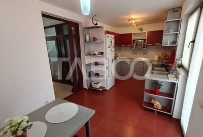 Casa cu 4 camere - 3 locuri de parcare - curte - filigorie - pivnita - 6