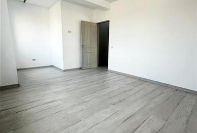 Casa la cheie finalizata 2023 cu vedere spre lac - 13