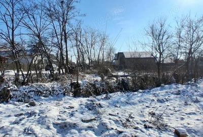 Teren de 835 mp, în Central - 6