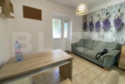 Apartament cu 3 camere semidecomandat în Central - 1