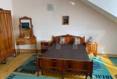 Casă cu 3 camere cu Teren 1445 Mp în Central - 2