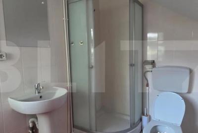 Casă cu 5 camere cu Teren 700 Mp în Copou - 2